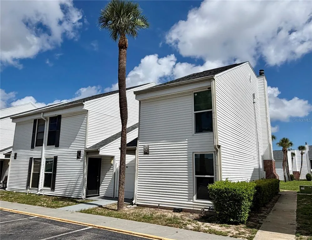 Palms Of Tarpon Spgs The Condo