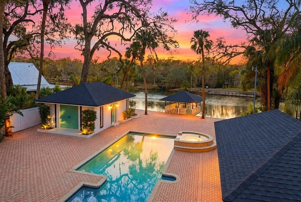 Stetsons River Estates