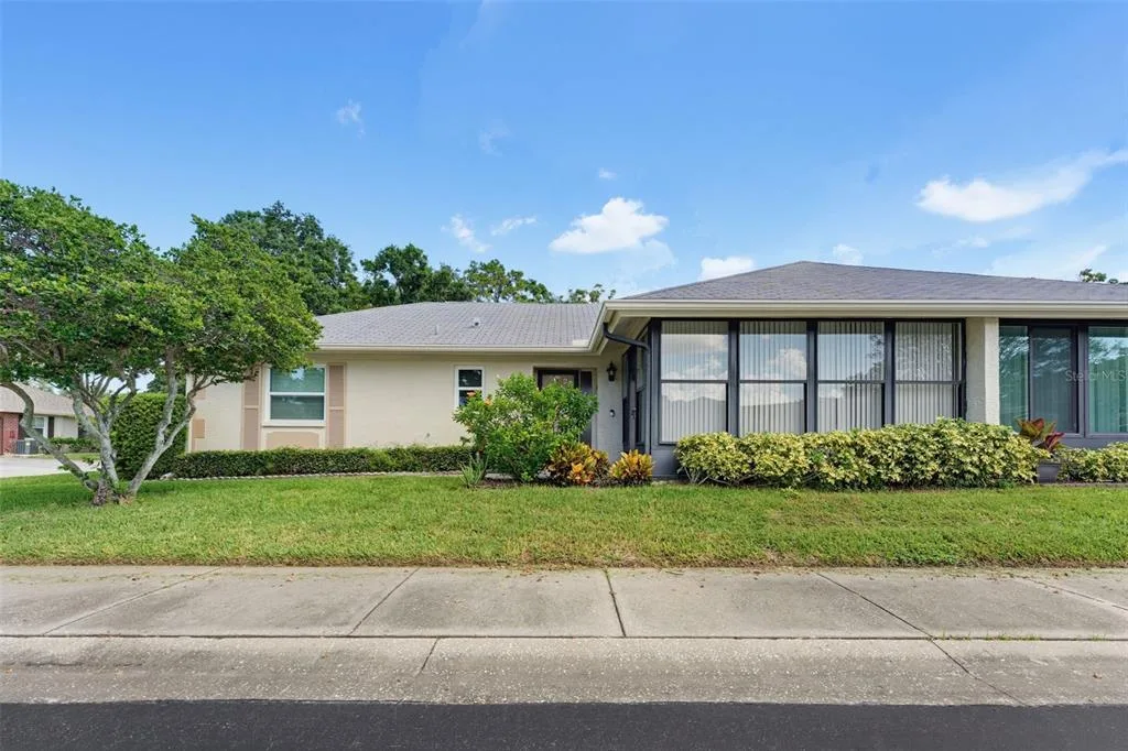 Scotsdale Cluster Condo