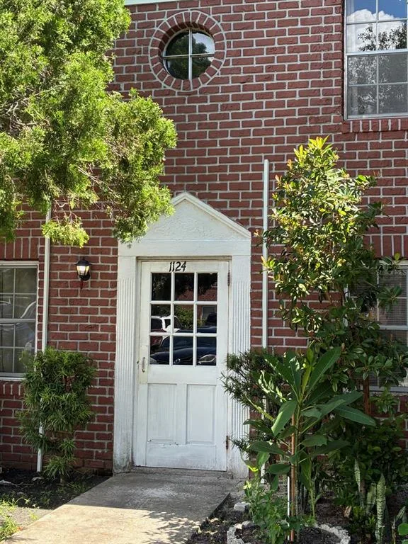 Jamestown Condo
