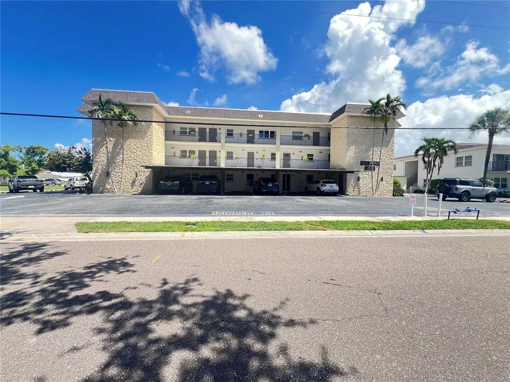 Vista Del Mar Condo