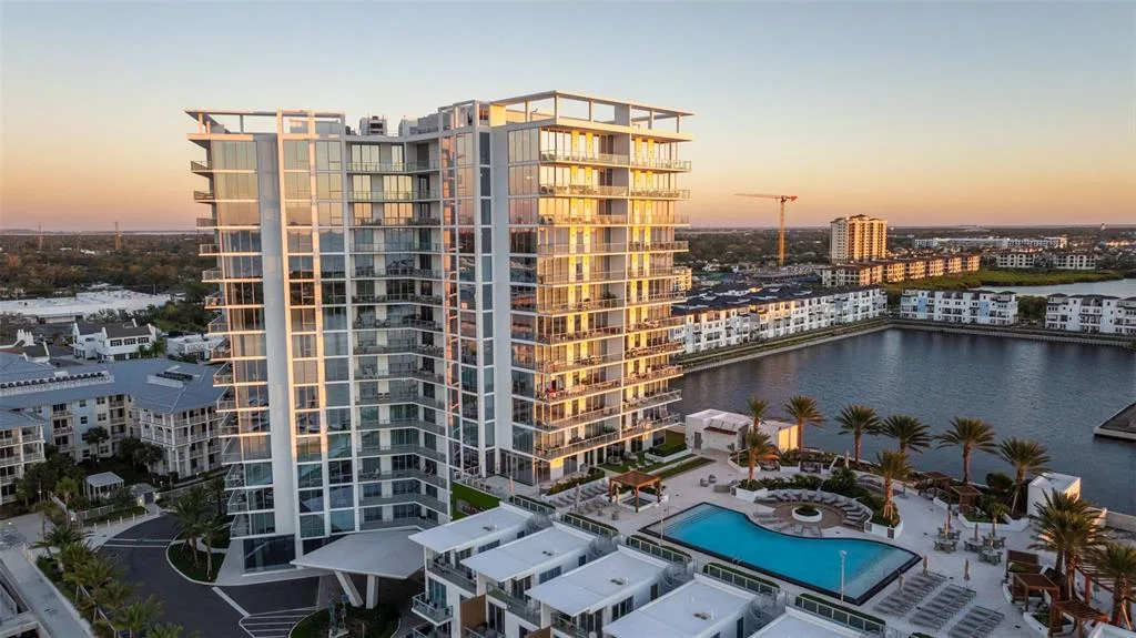 Marina Pointe East