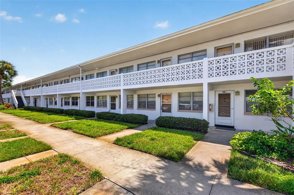 Winston Gateway Assoc Inc Condo