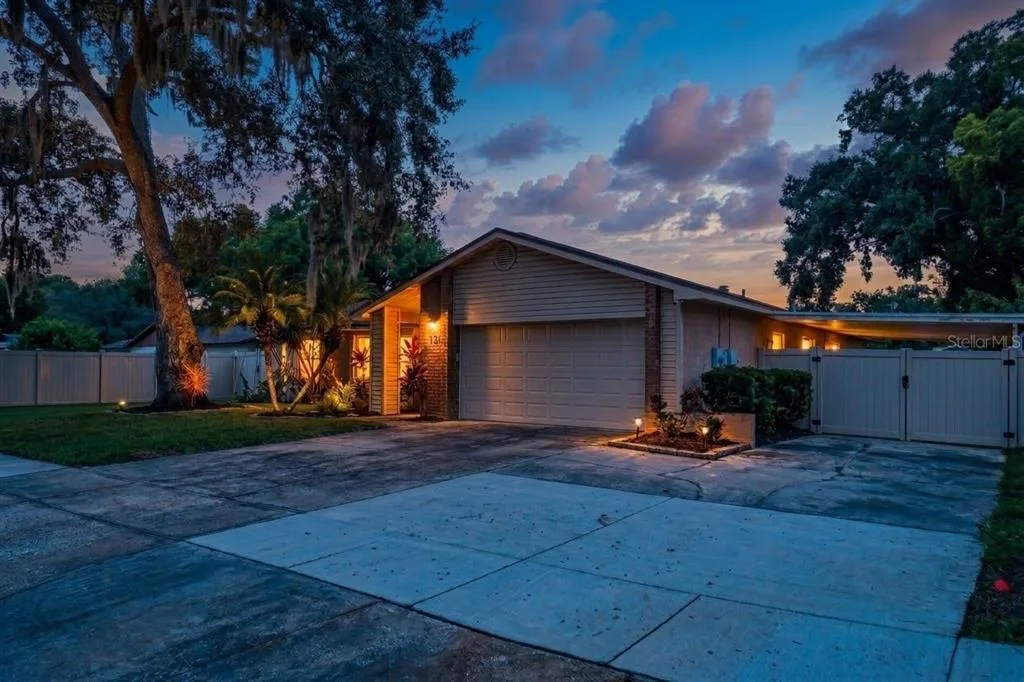 Four Winds Estates