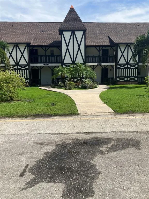 Harbour Towne Condo