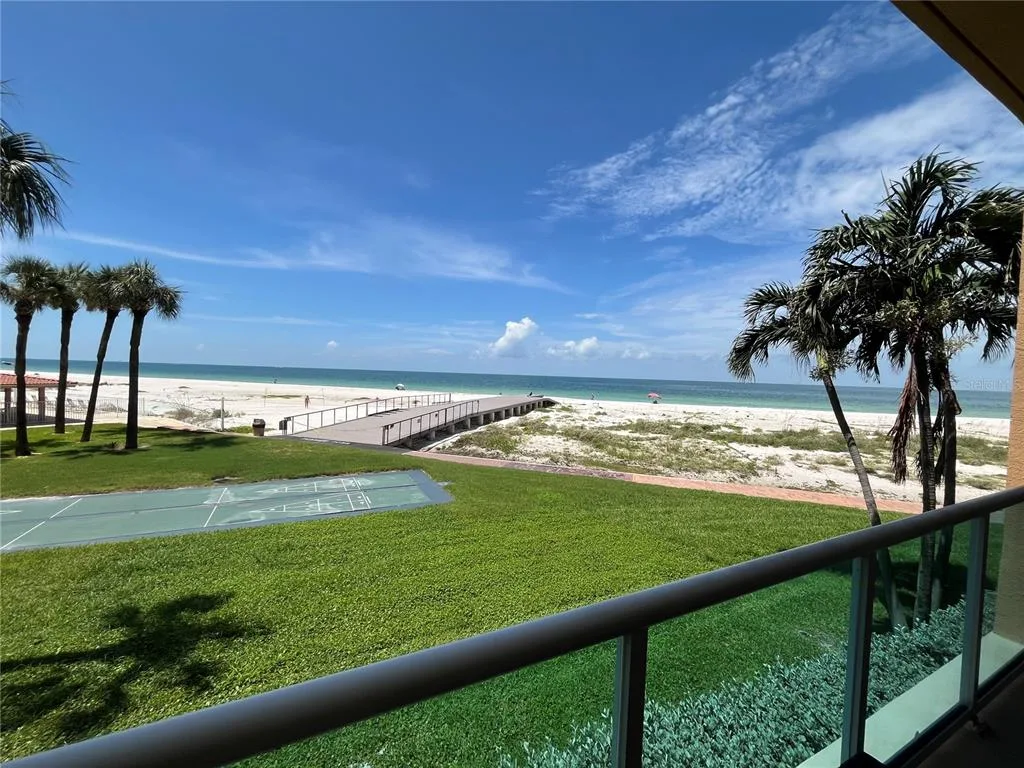 Regatta Beach Club Condo