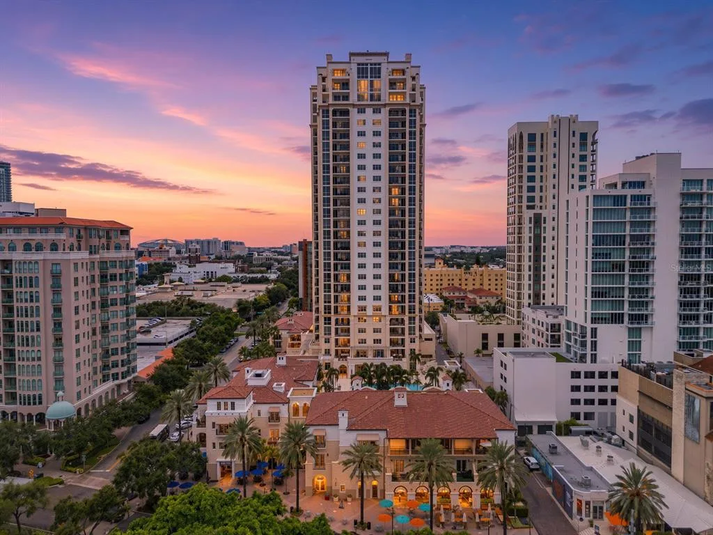 Parkshore Plaza Condo