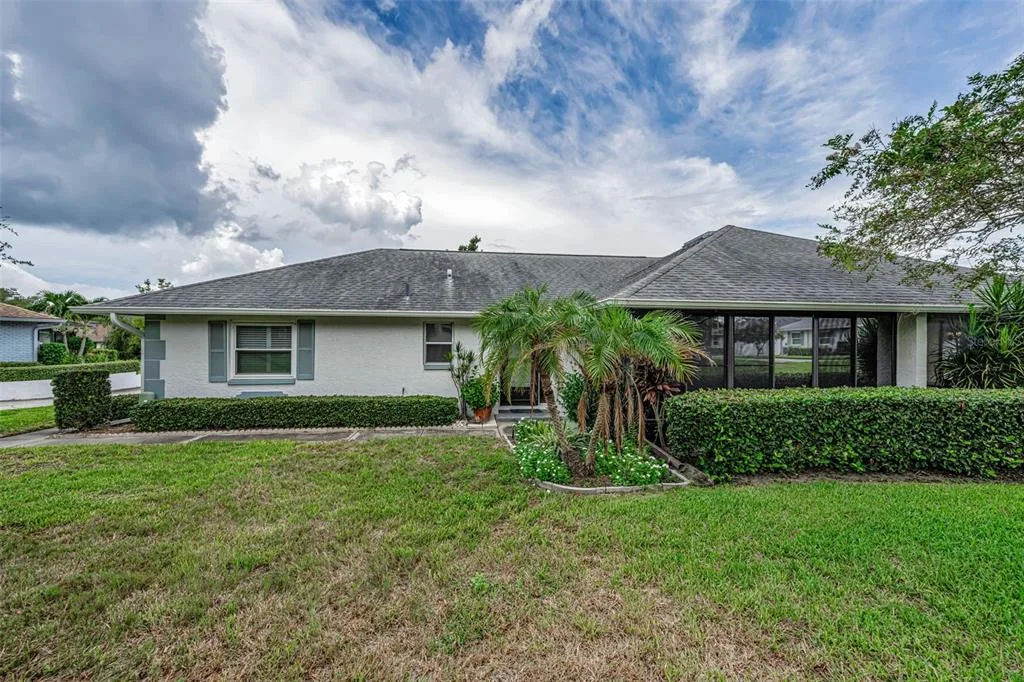 Scotsdale Cluster Condo