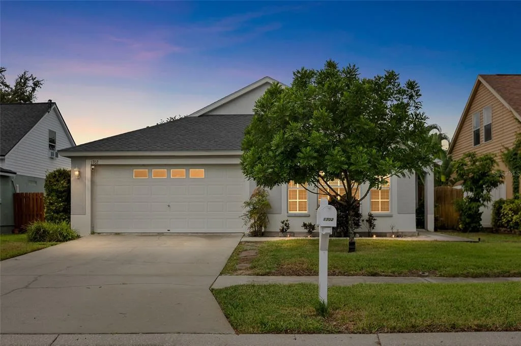 Harbor Oaks I