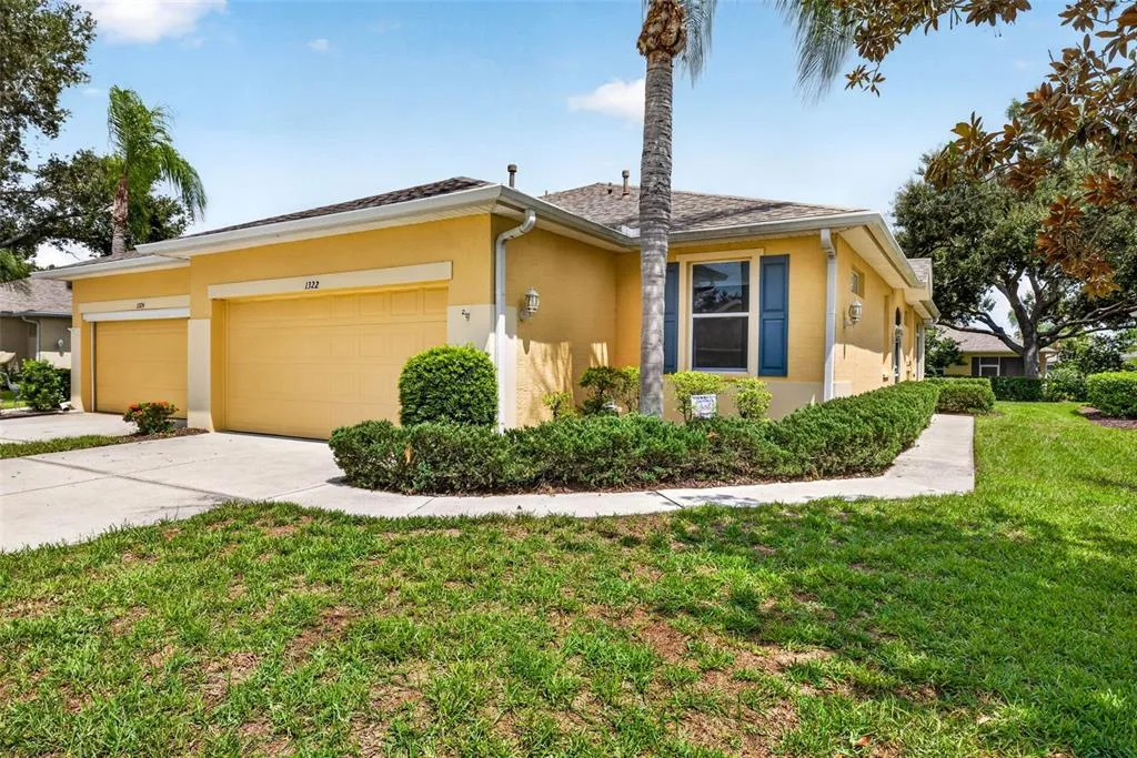 Fairbourne Condo
