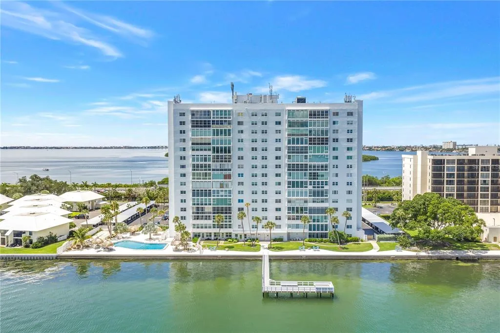 Sky Harbour Condo Apts