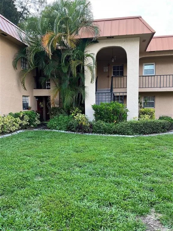 Royal Pines Condo