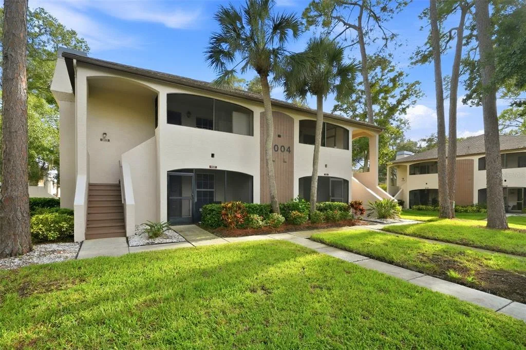 Bonaventure Condo