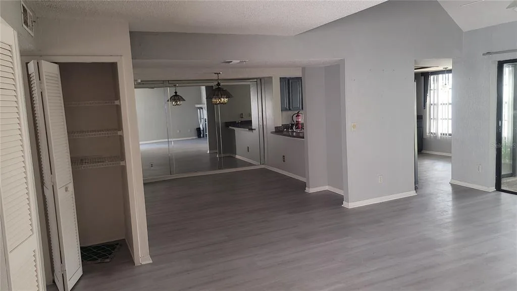River Oaks Condo Ii
