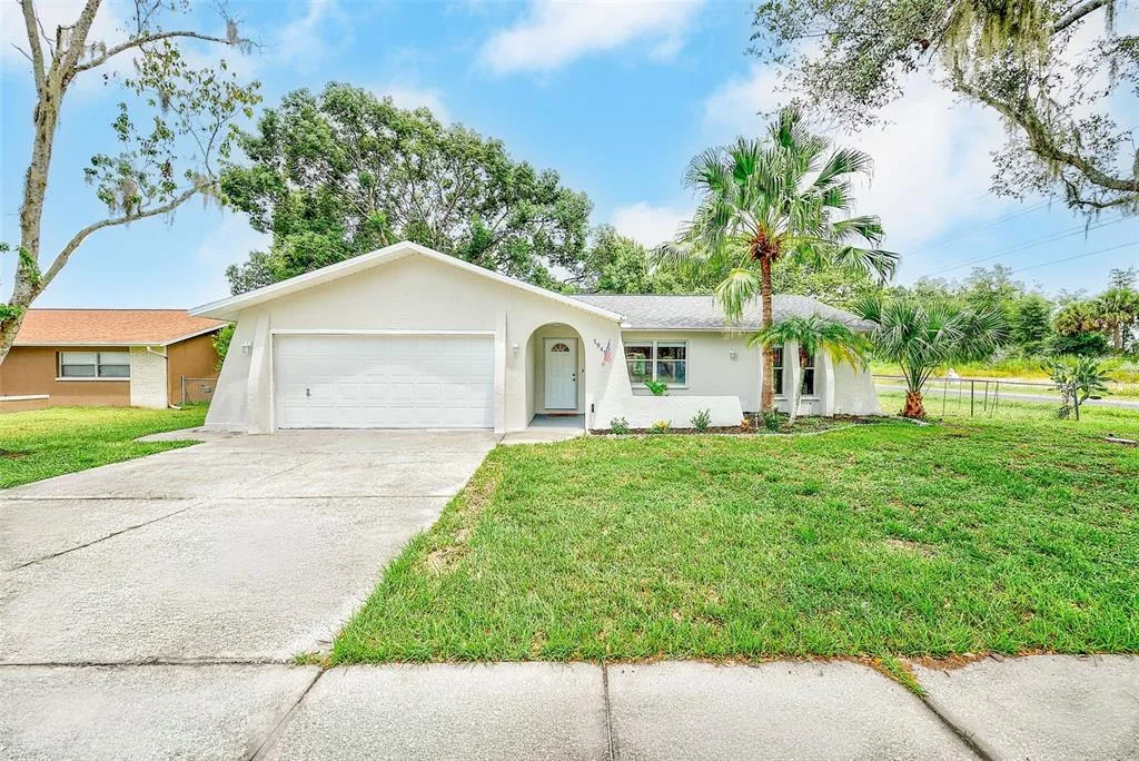 Lakewood Estates