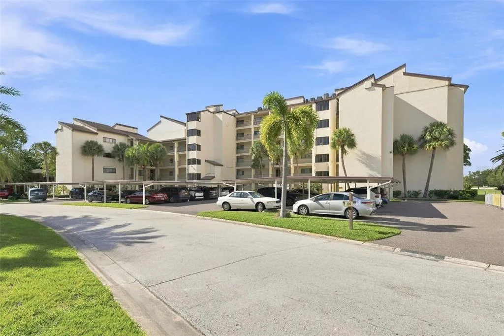 Forestbrook V Condo