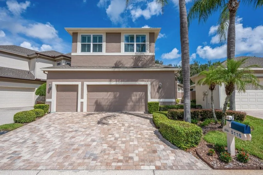 River Hills / Fairway One