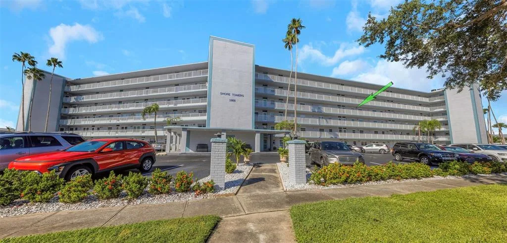 Shore Towers Bldg