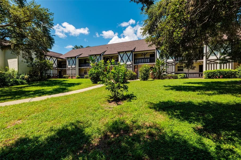 Harbour Towne Condo