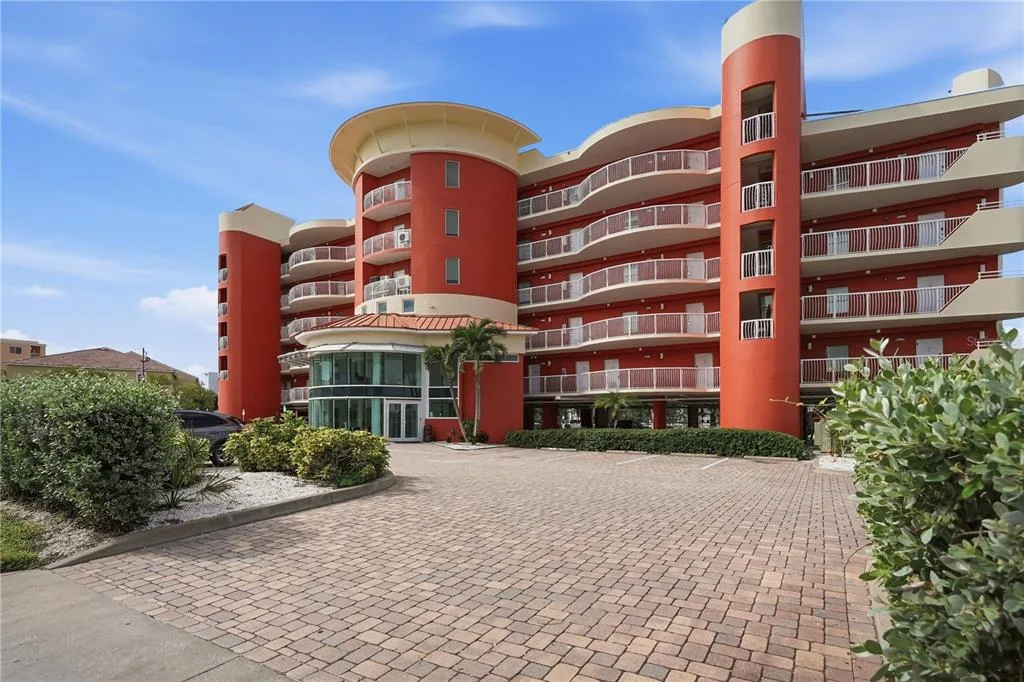 Crystal Palms Bch Resort At Treasure Island Condo
