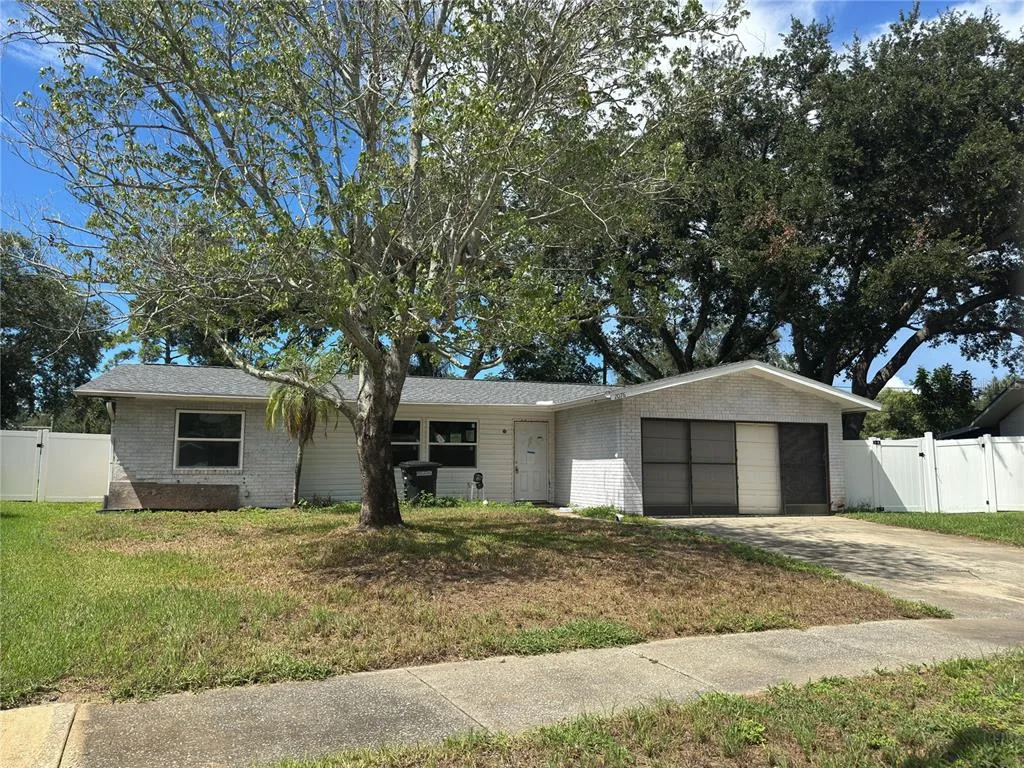Charter Oaks