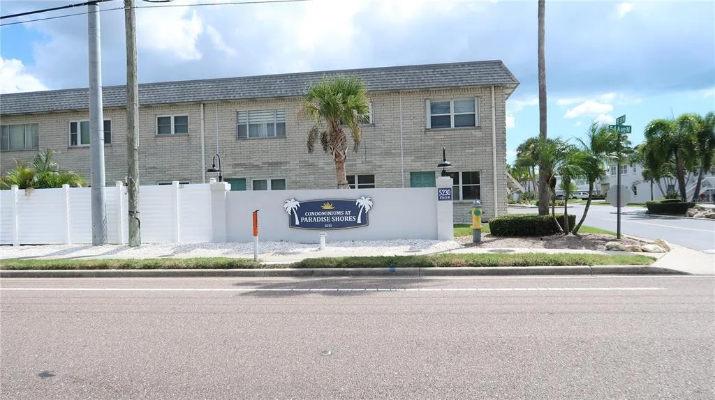 Paradise Shores