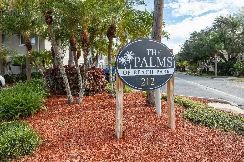 Palms Of Beach Park A Condomin