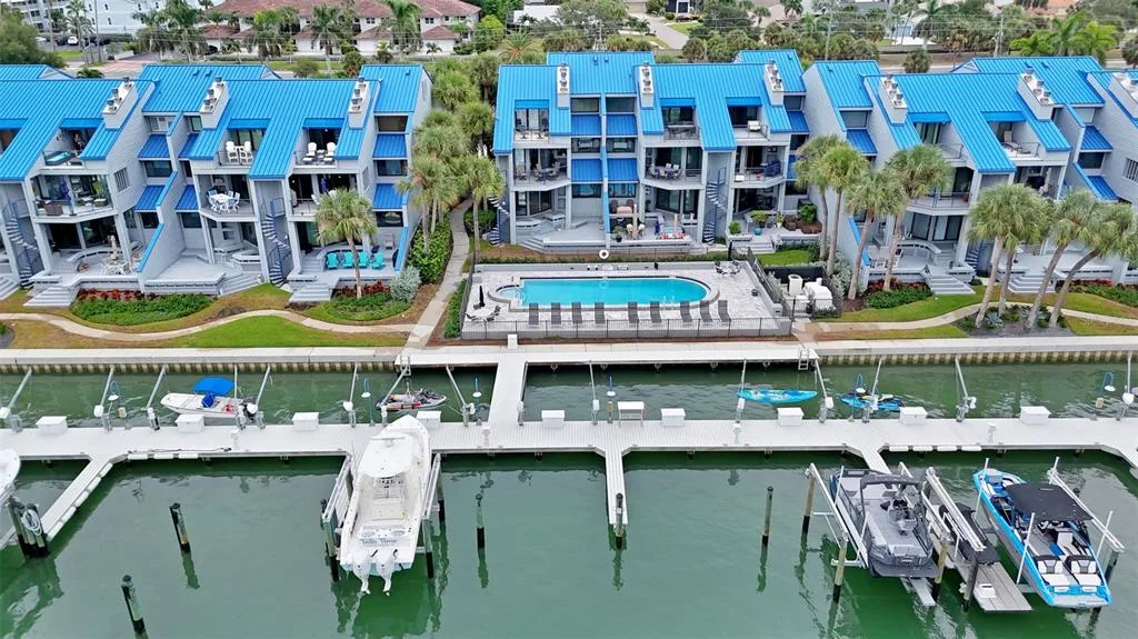 Port Tierra Condo