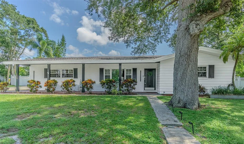 Bay Breeze Estates