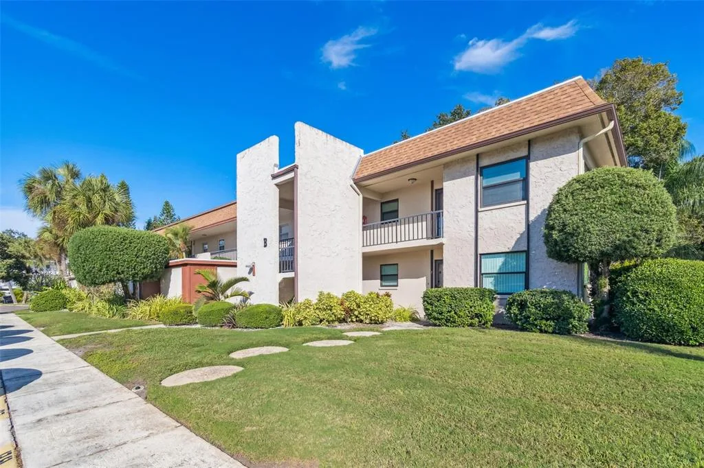 Bay Palms Condo