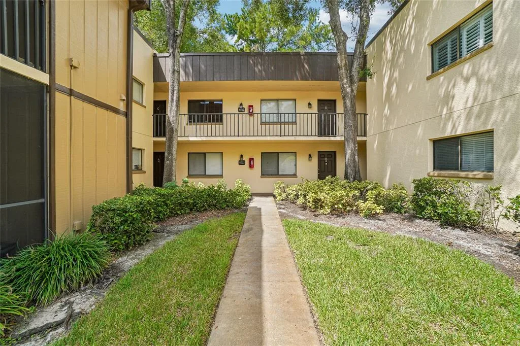Raintree Village Condo N