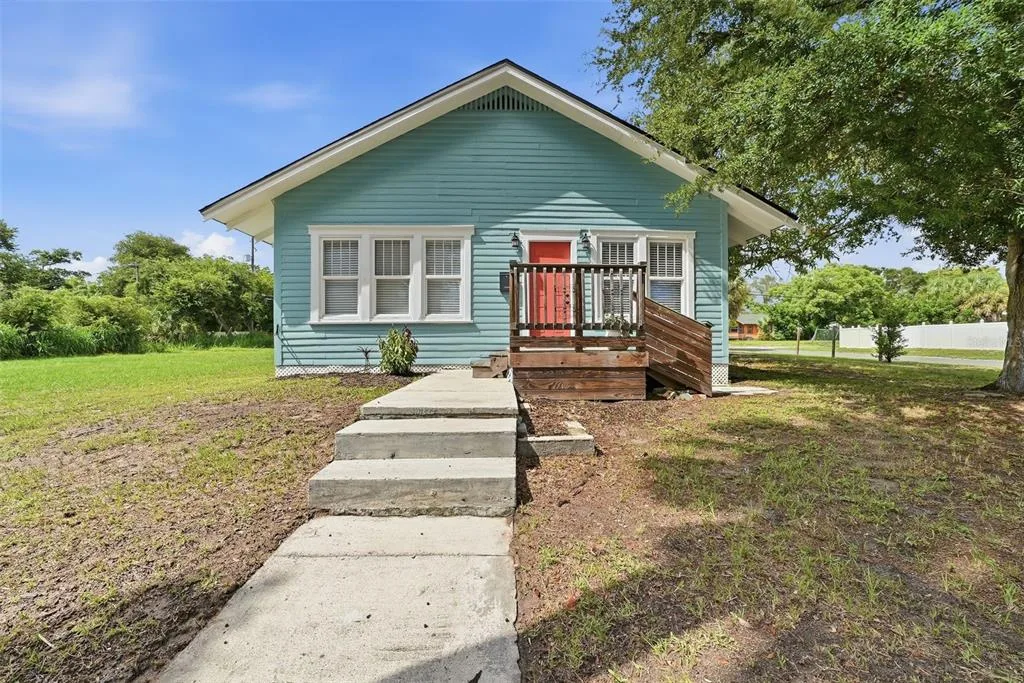 St Petersburg Investment Cos Add To Oak Park