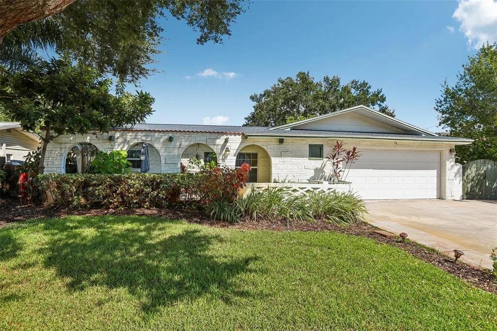 Lake Pearl Estates