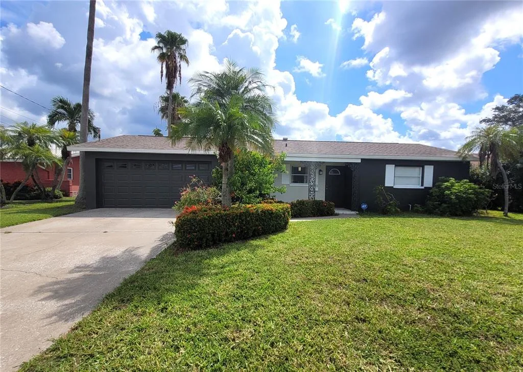 Island Estates Of Clearwater