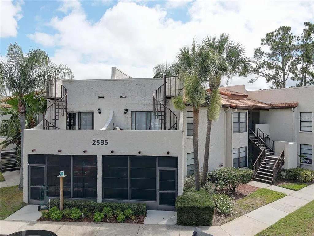 Lake Tarpon Villas Condo