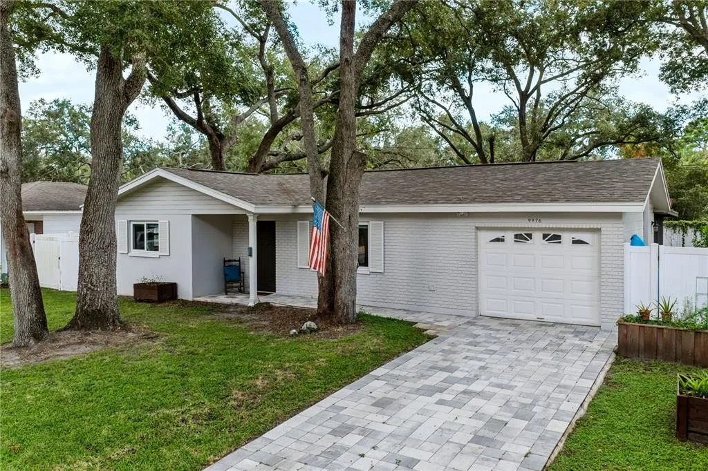 Bay Pines Estates