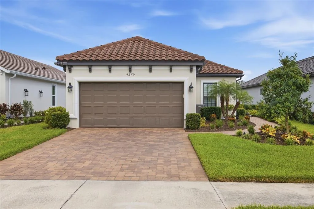 Esplanade/wiregrass Ranch Ph I