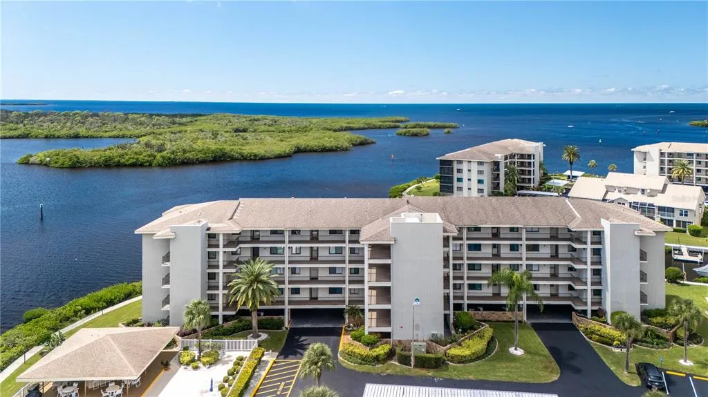 Sand Pebble Pointe Condo 01 Amd