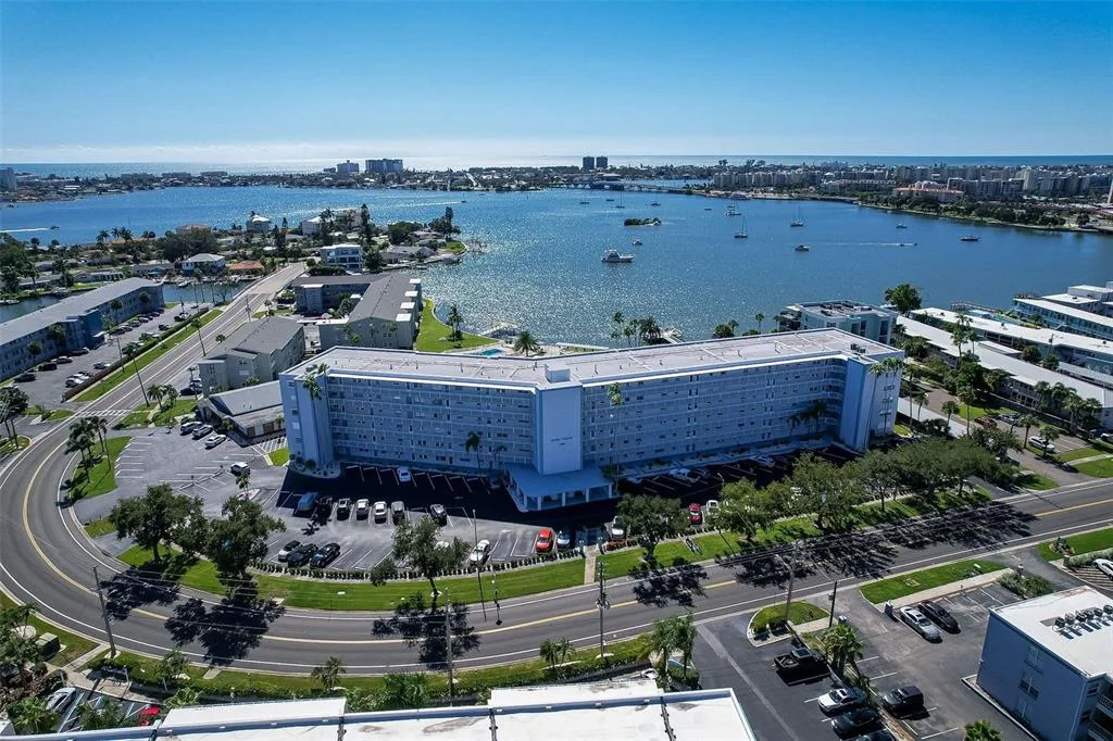 Shore Towers Bldg