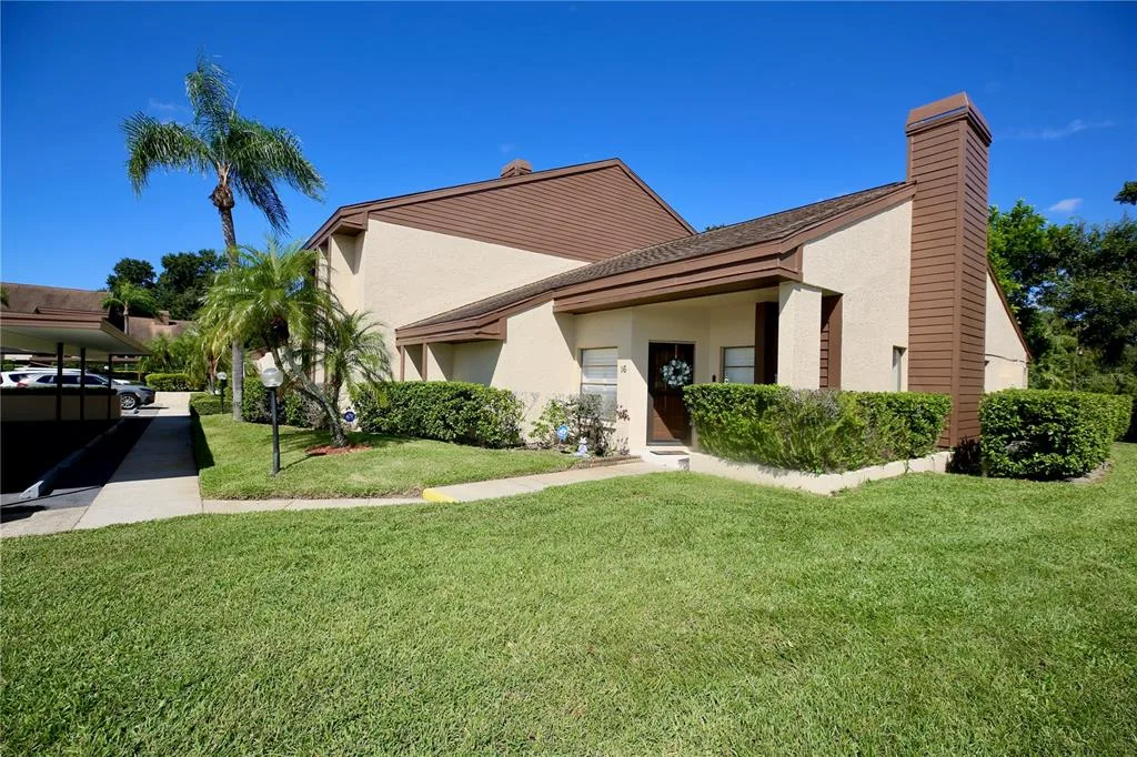 Countrybrook Condo