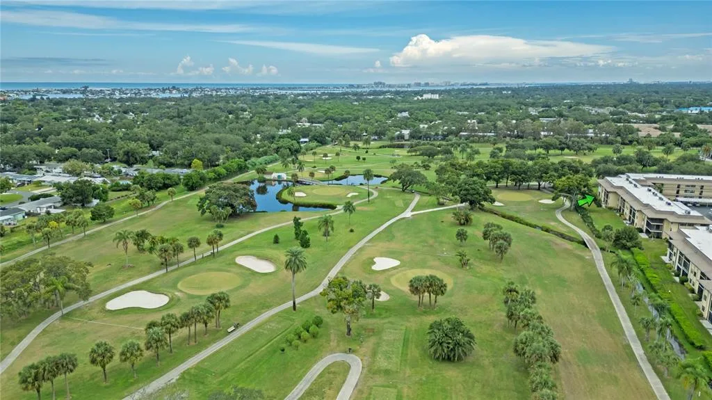 Villas De Golf Condo