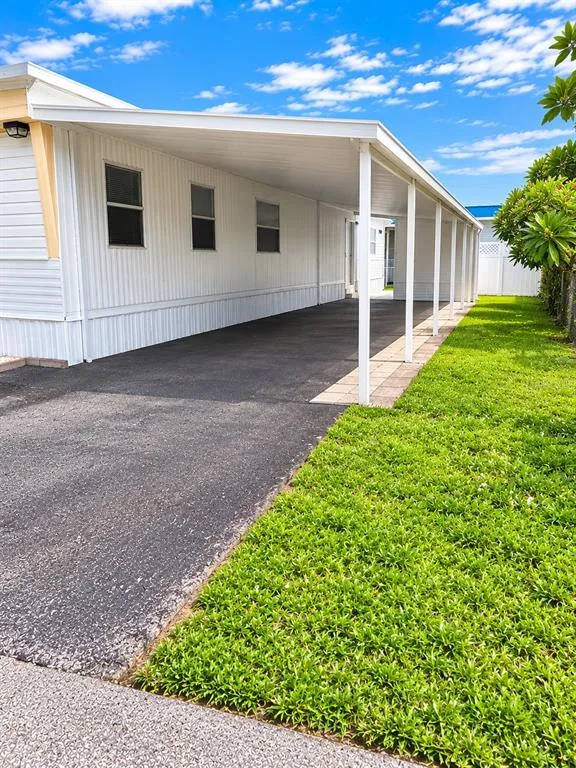 Holiday Village Co-op M/h