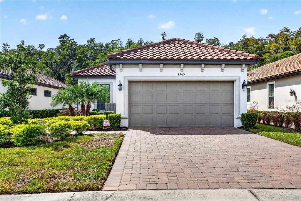 Esplanade/wiregrass Ranch Ph I