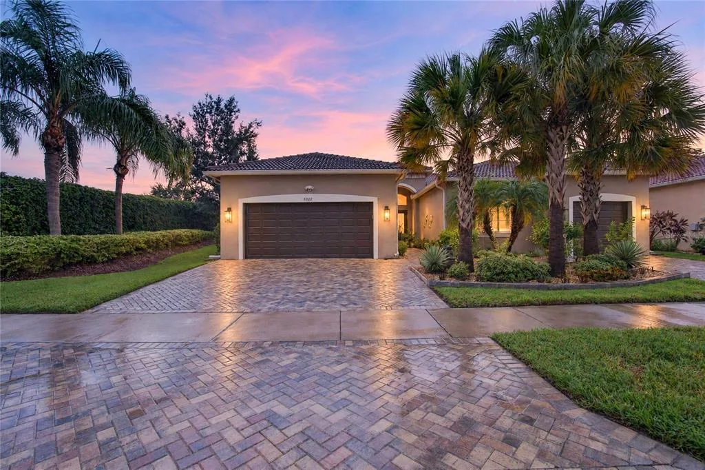 Valencia Lakes Tr P