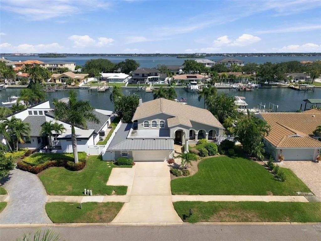Island Estates Of Clearwater
