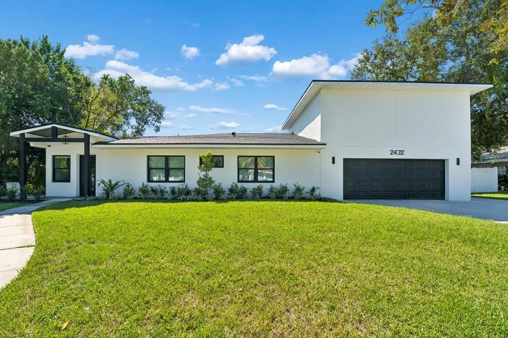 Belleair Manor &