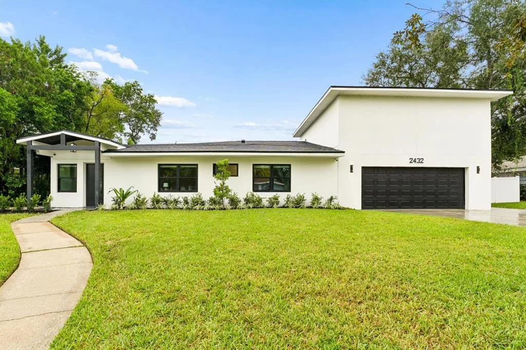 Belleair Manor &