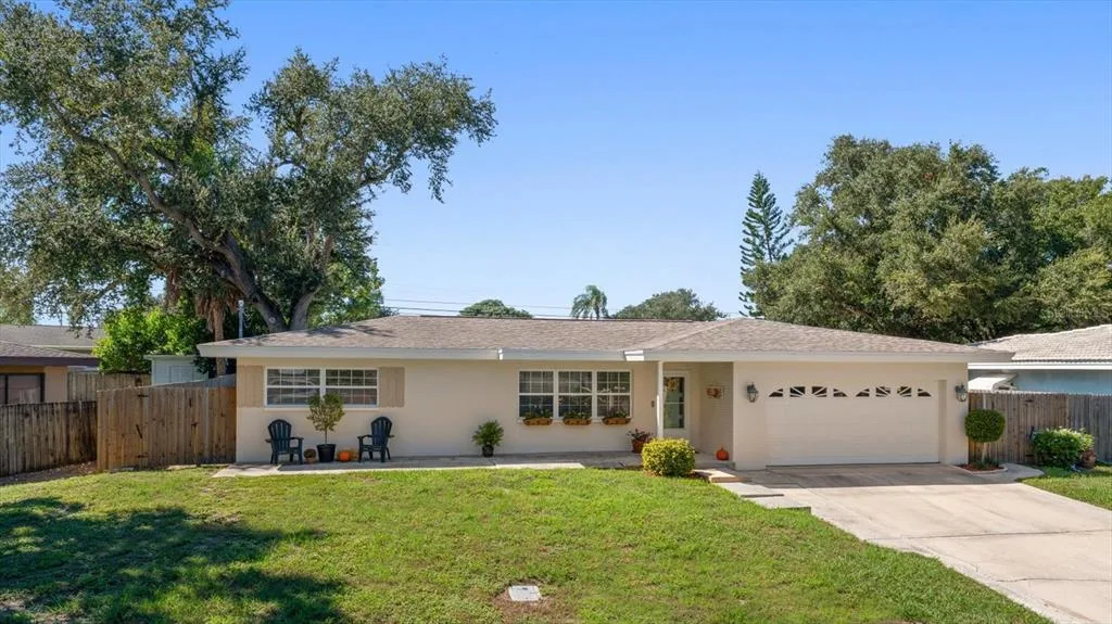 Pinellas Terrace