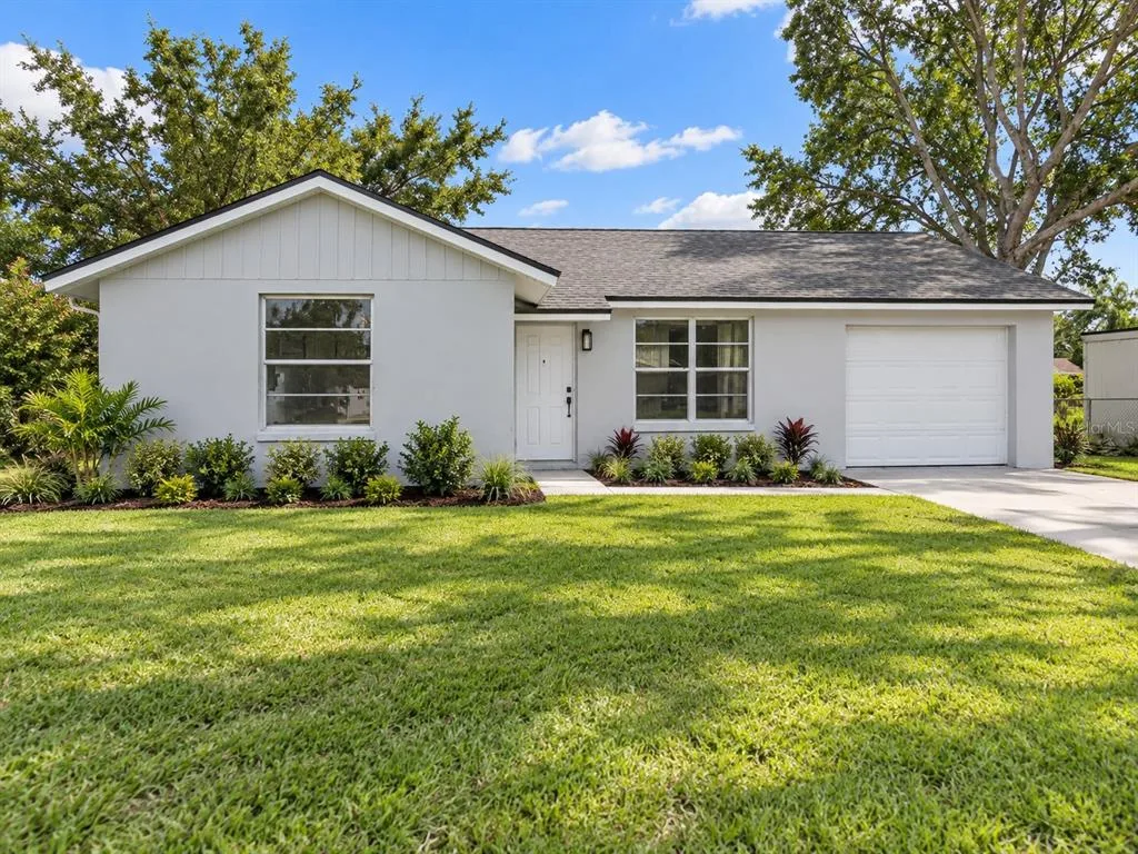 Seven Spgs Homes