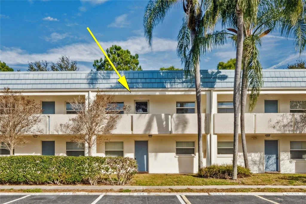 Belleair Oaks Condo